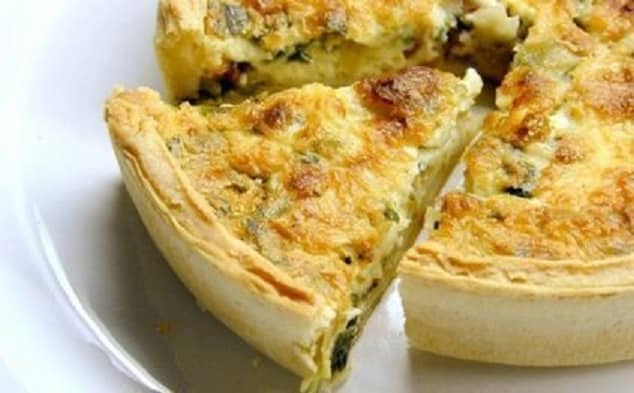 Quiche de Cebola e Linguiça