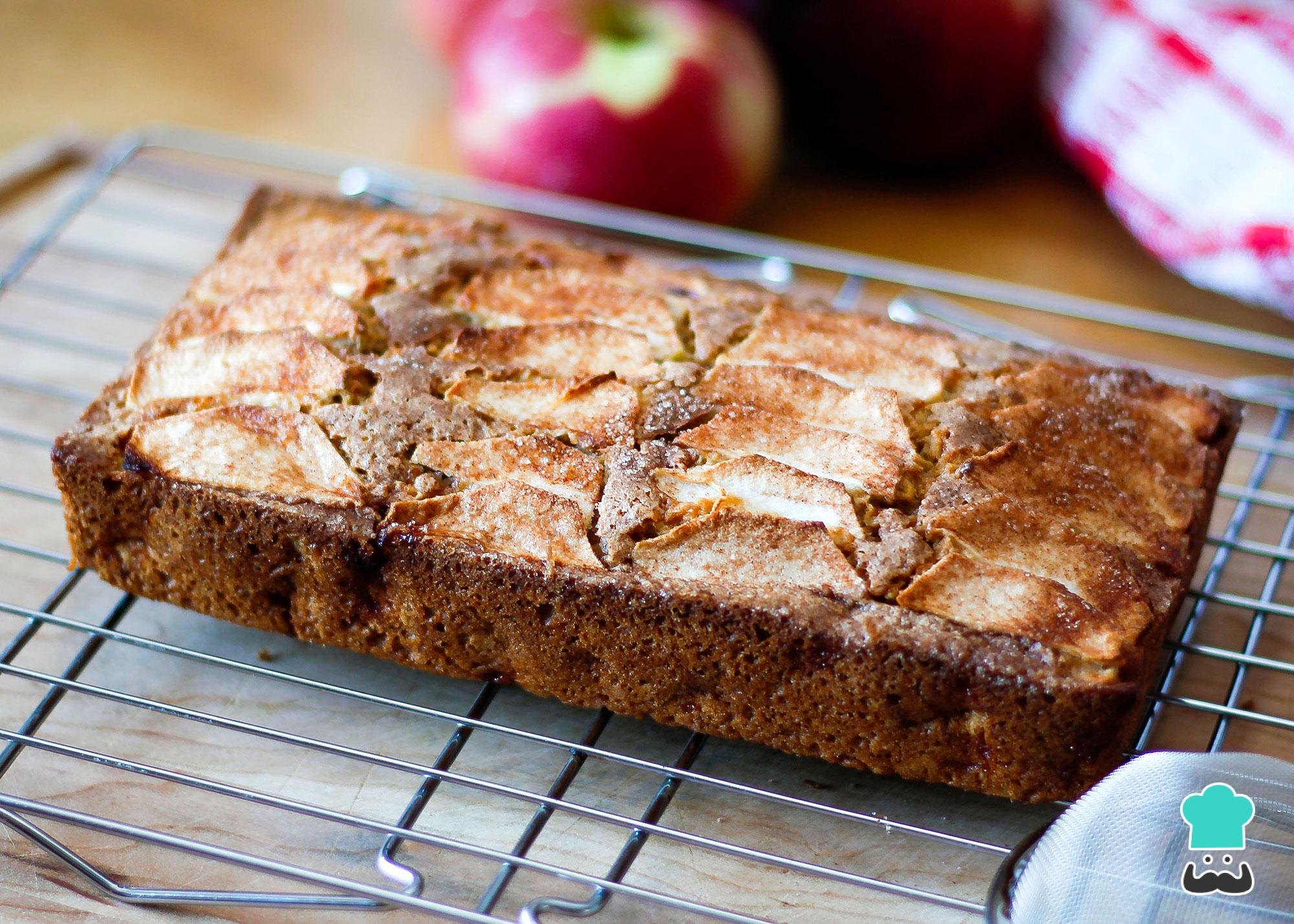 Bolo Fofo de Maçã e Canela